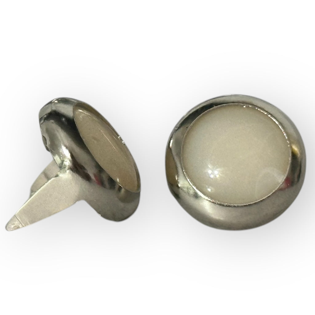 Bone Mounted Variegated Gems 11mm - Bling in the Ring