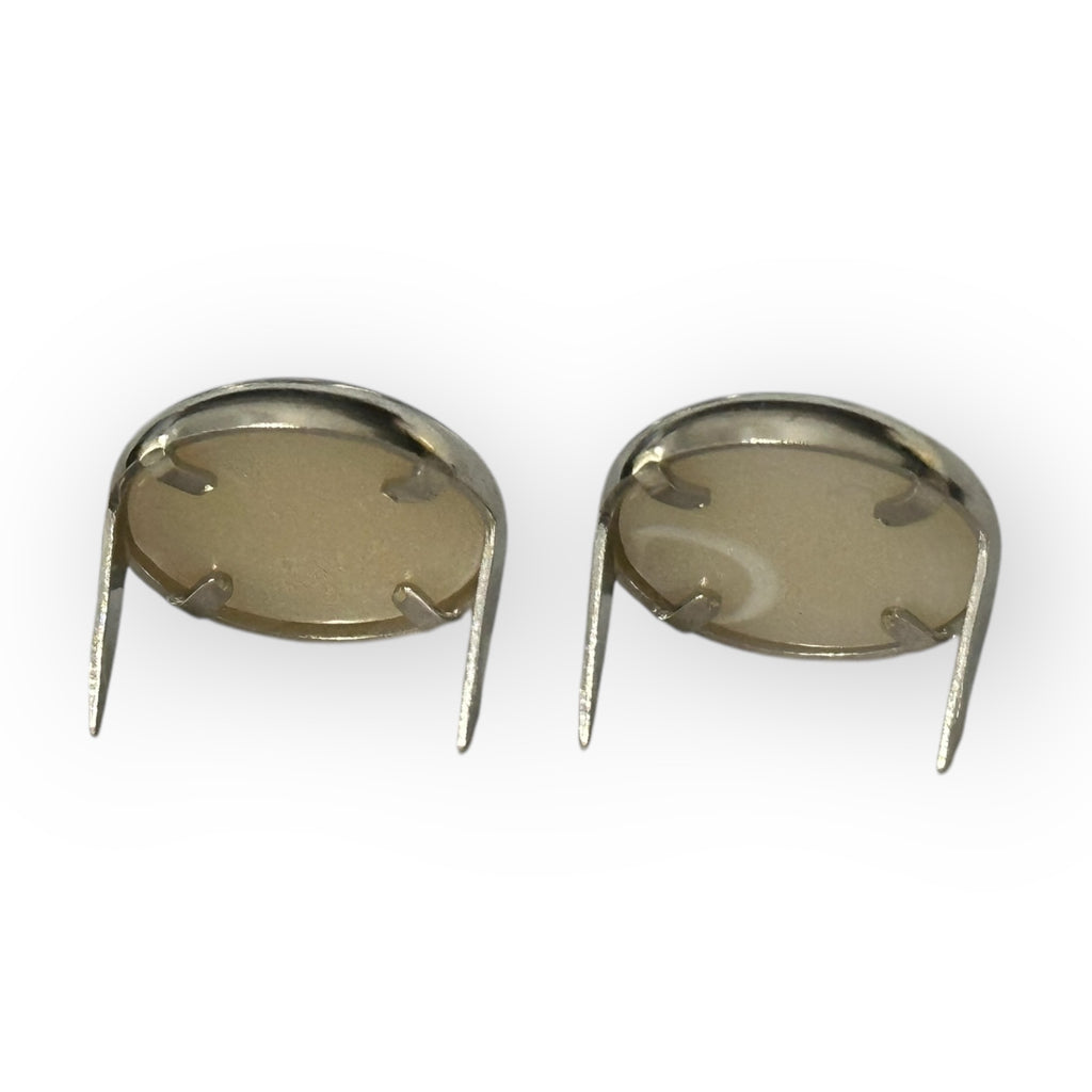Bone Mounted Variegated Gems 11mm - Bling in the Ring